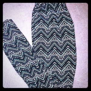 Patterned leggings